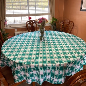 St. Patrick&#39;s Day Tablecloth, Shamrock Tablecloth, All Sizes, 3 Patterns