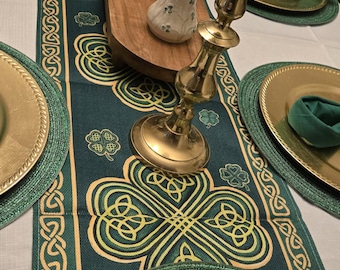 St Patrick's Day Table Runner, Shamrocks, 6 Different