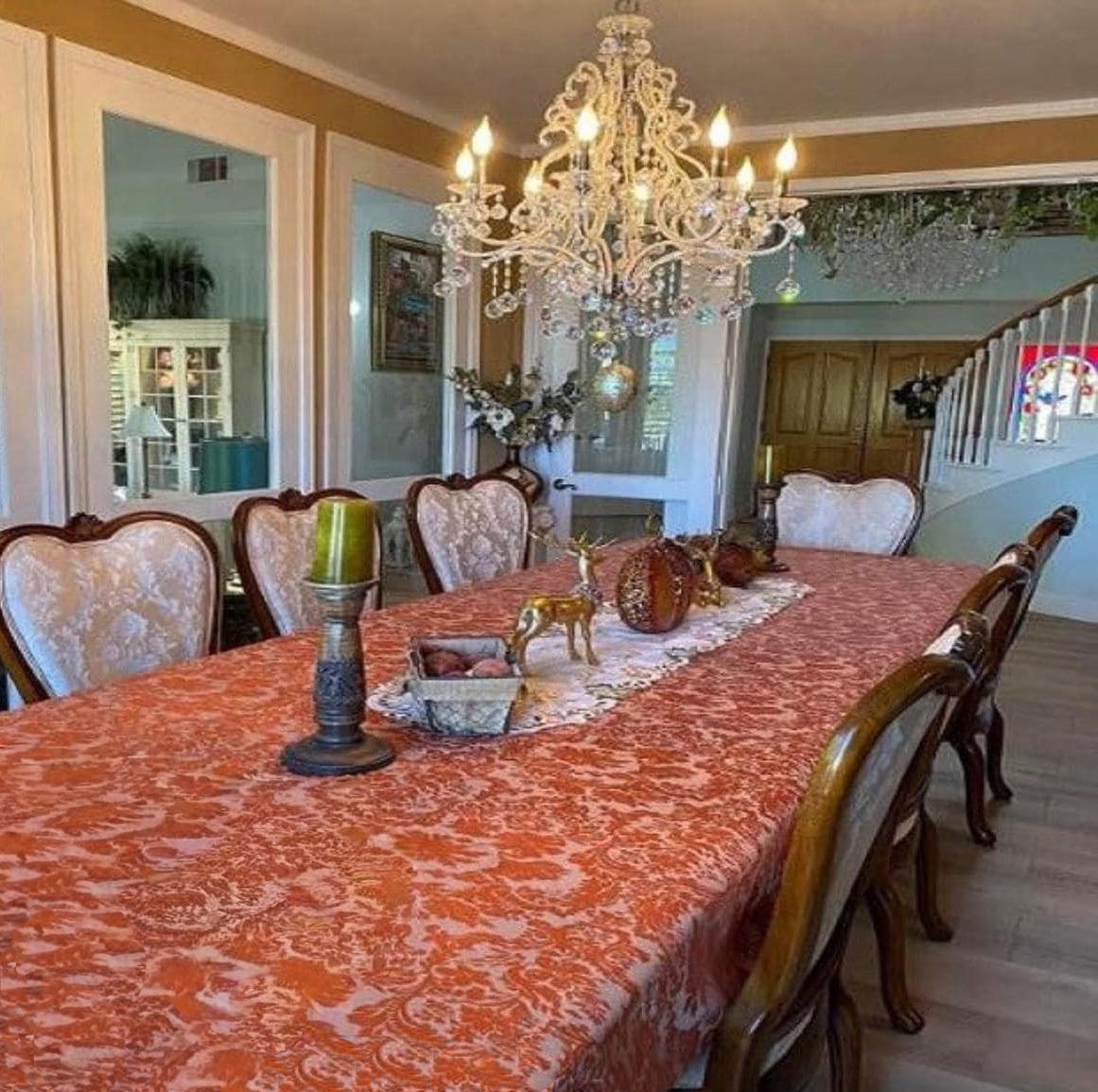 Elegant Large Round Damask Tablecloth With Cherubs & Roses – Gold/Cream, 134"