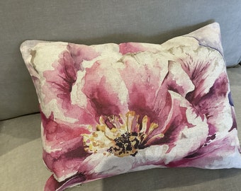 small scatter cushion