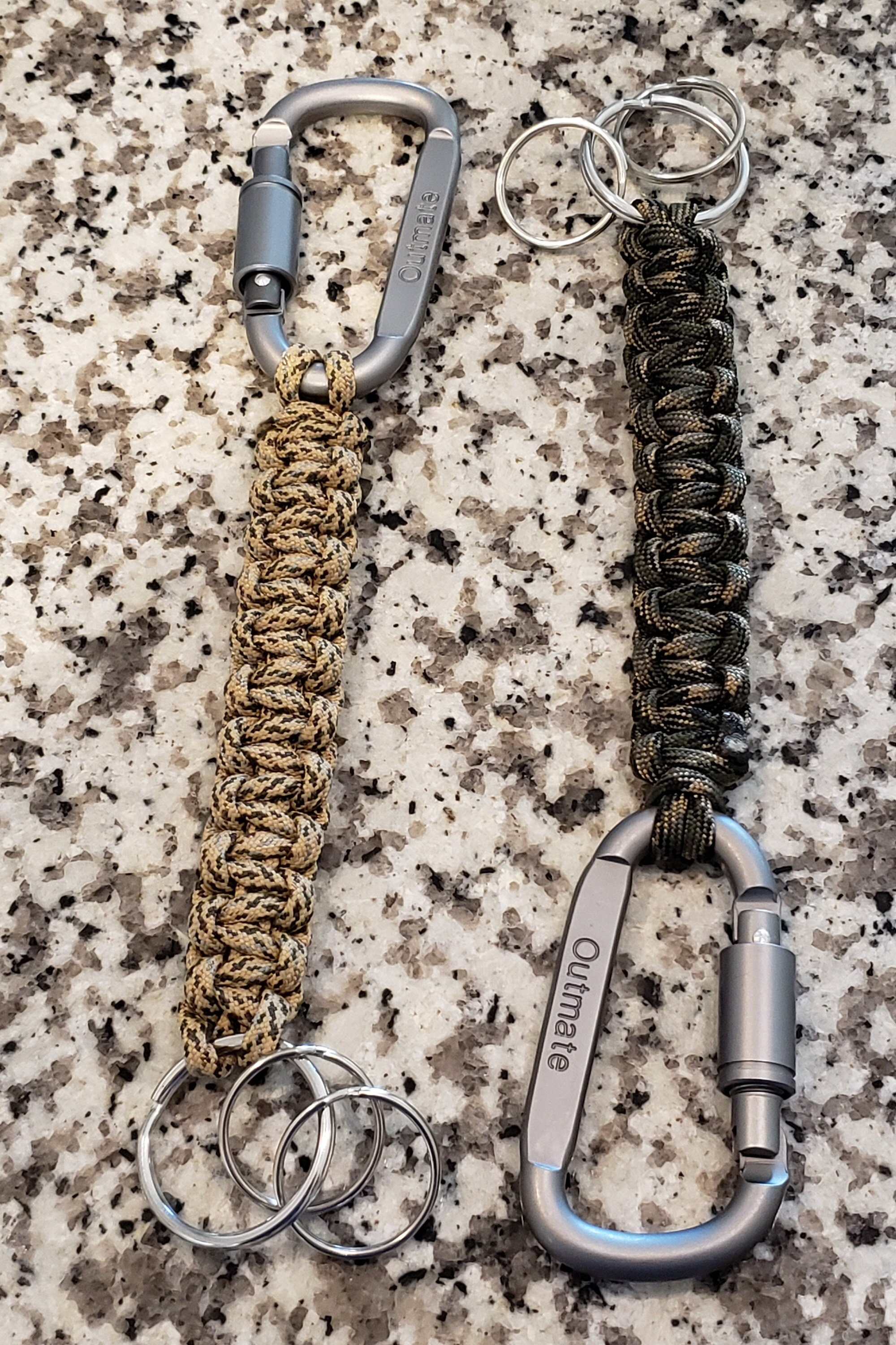 Pickleball Keychain - Paracord Lanyard with Carabiner & Ball - Heavy Duty -  Multifunctional - Clips Anywhere