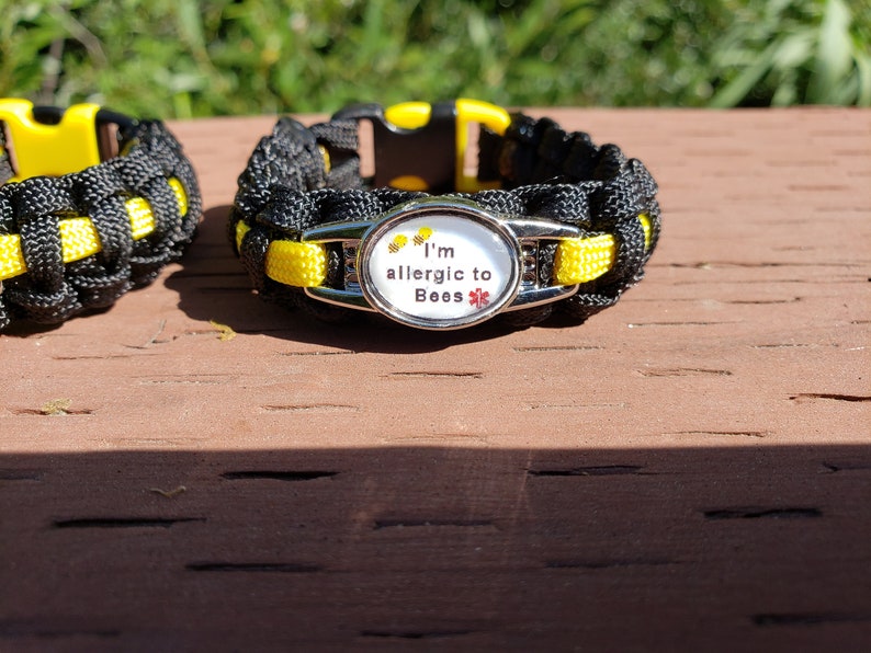 Bee Sting Allergy Medical Alert Bracelet Etsy