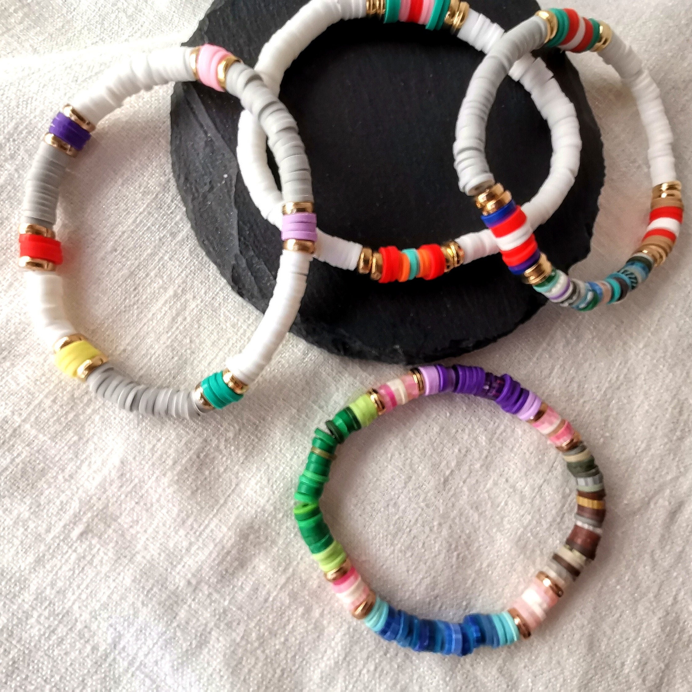 Set Di 9 Braccialetti Heishi Per Insegnanti - Arcobaleno Con Scritta 'Teach', Regalo Di Ringraziamento Originale