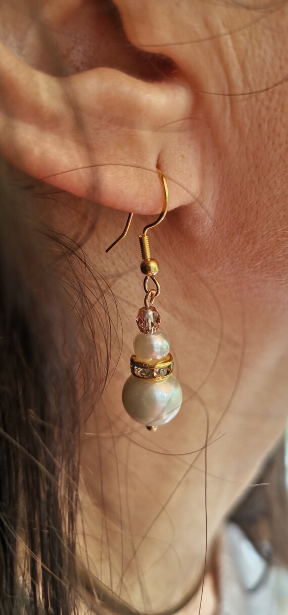 Boucles D'oreilles Anciennes Plaqué Or - Avec Pierre Et Perle Blanche - Style Pendantes Dormeuses