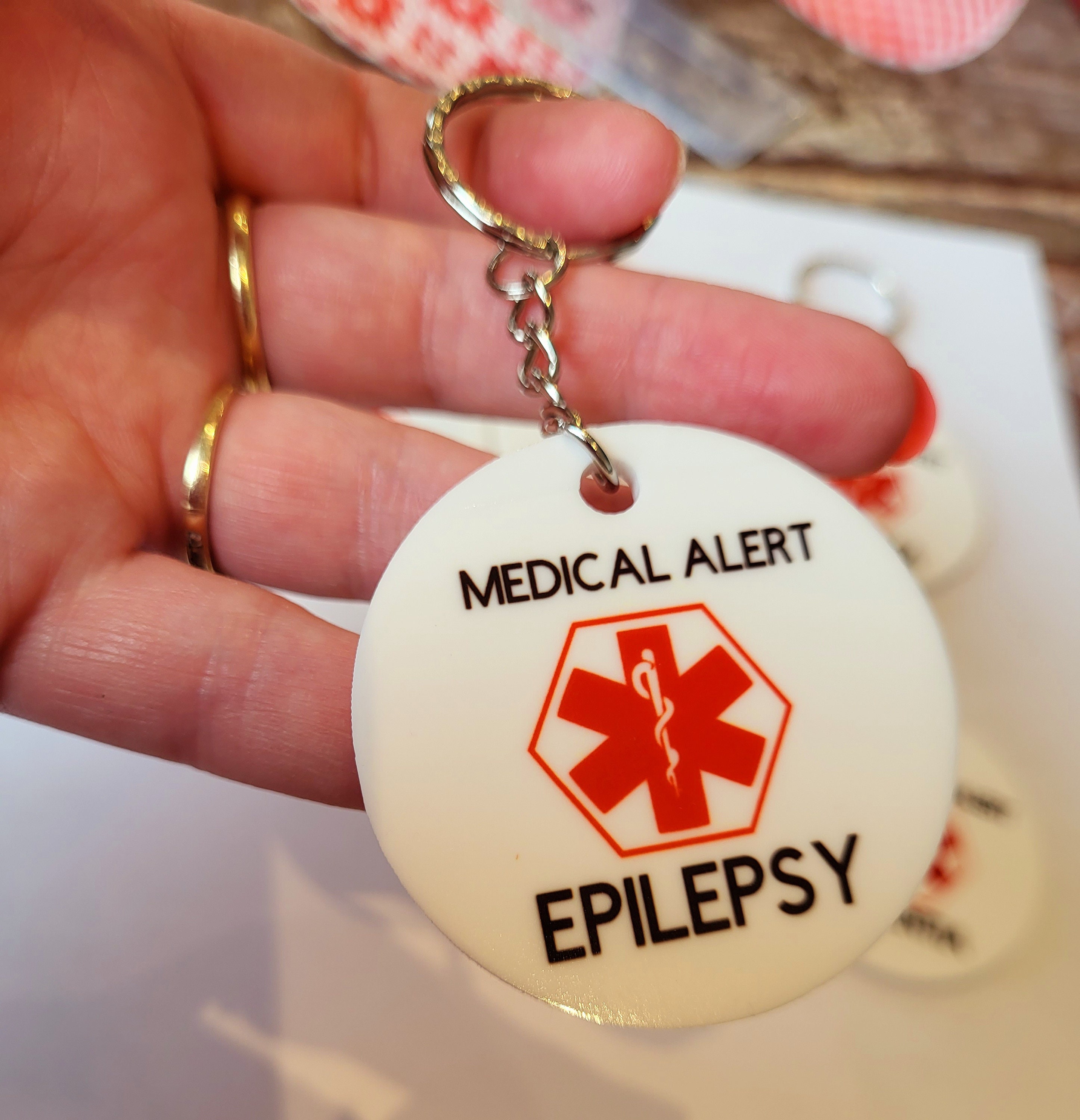Medical alert keyring deals