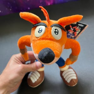 Crash Bandicoot Animal Passportとミニ人形のセット Vintage 1998 Crash Bandicoot Plush, Banpresto Japan (7