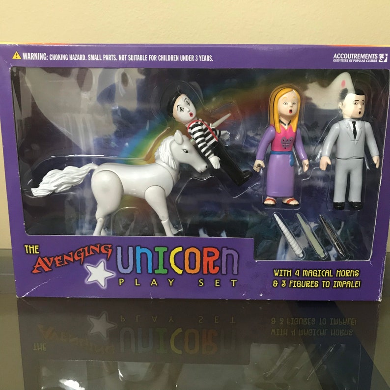 The Avenging Unicorn Play Set 4 Magical Impaling Horns 3 Figures 2005
