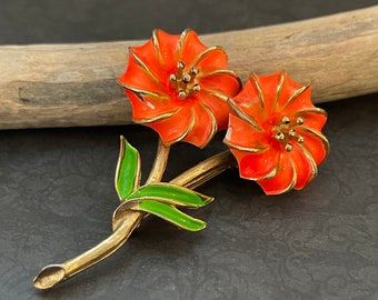 Vintage Marvella Flower Trembler Brooch