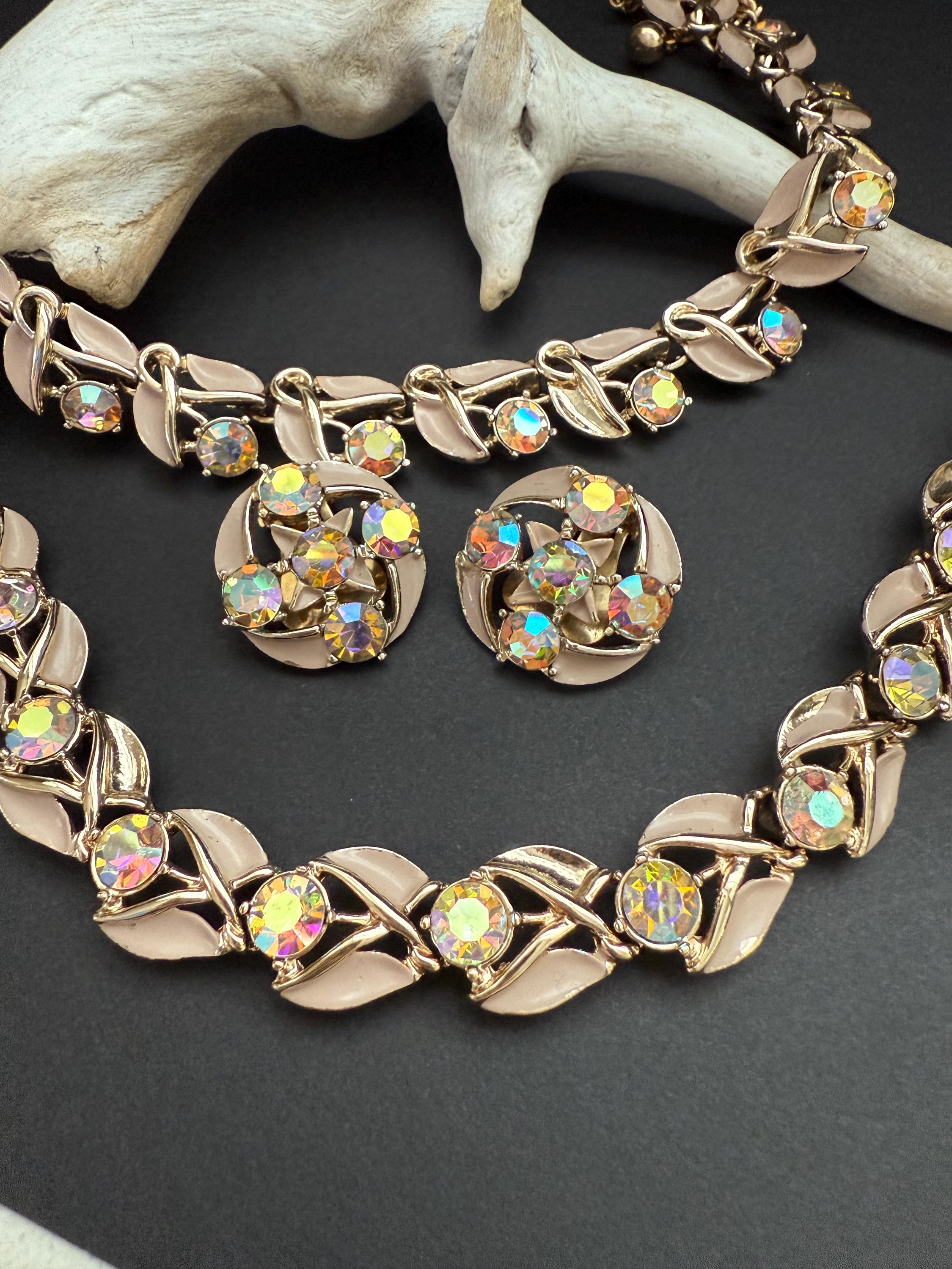 【週末セール】KRAMER ニューヨーク ヴィンテージ　アクセサリーセット VINTAGE KRAMER OF NEW YORK BRACELET & EARRING SET - FAUX