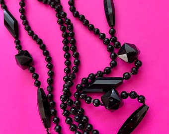 Art Deco Black Flapper Necklace