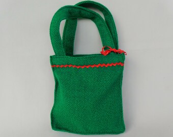 kleiner  grüner Geschenkbeutel , Kindergartentasche , Geschenk für sie