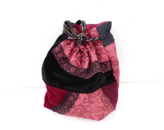 Sac patchwork cousu main, sac femme rouge cousu patchwork, trousse maquillage