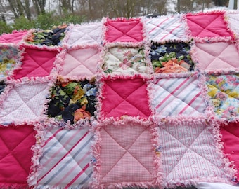 Couette en chiffon, couvre-lit courtepointe rose, couverture patchwork enfants, cadeau, couvre-lit matelassé patchwork