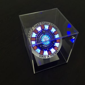アイアンマン トニー・スターク ARC REACTOR ウルトラブライト コスチューム小道具 パーソナライズギフト