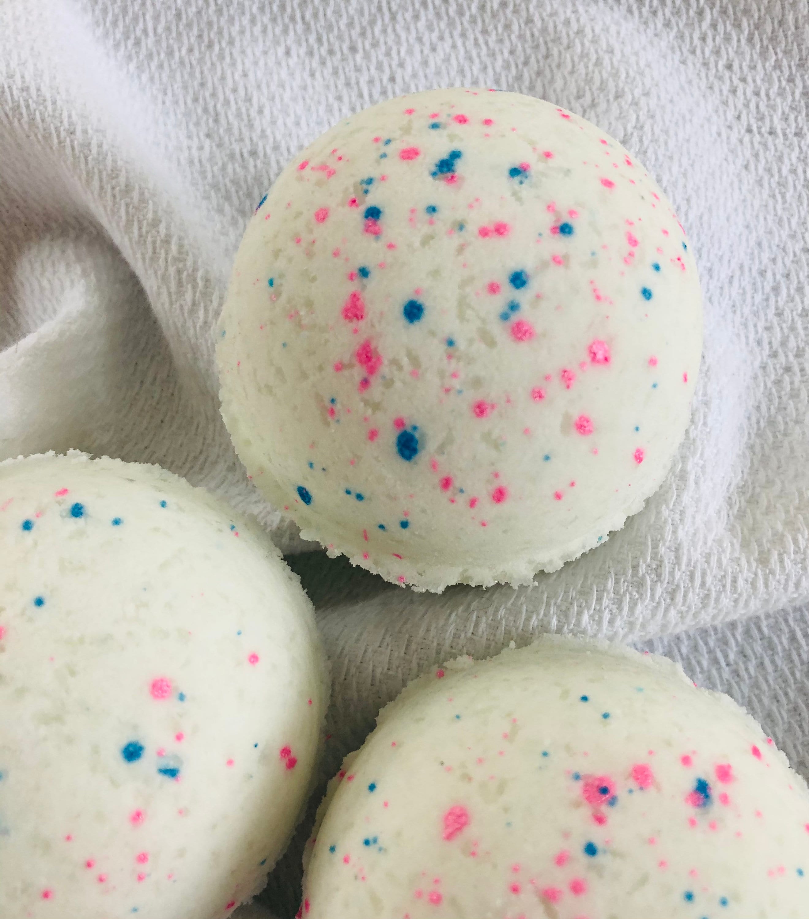 Gender Reveal Bomb 8 Oz Jumbo Fizzing Gender Reveal Bath Bomb Etsy