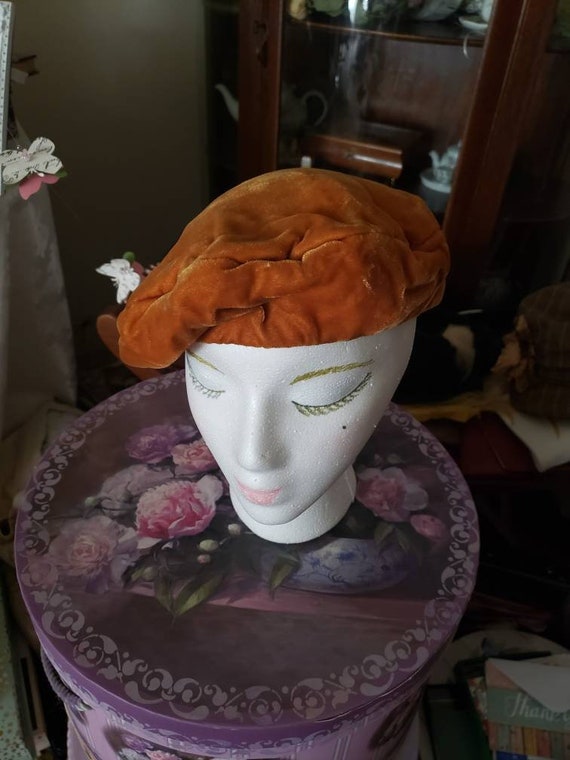 Midcentury Vintage Velvet Beret by Clover Lane - image 4