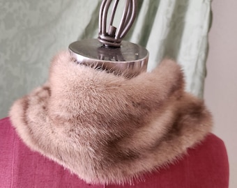 1950s Mink Fur Collar • Natural Mink Detachable Sweater Collar • Mid Century Luxury Fashion • Estate of Pat Dispenziere