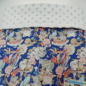 Babydecke May Gibbs Navy 100% reine Baumwolle 90cm lang x 70 cm breit