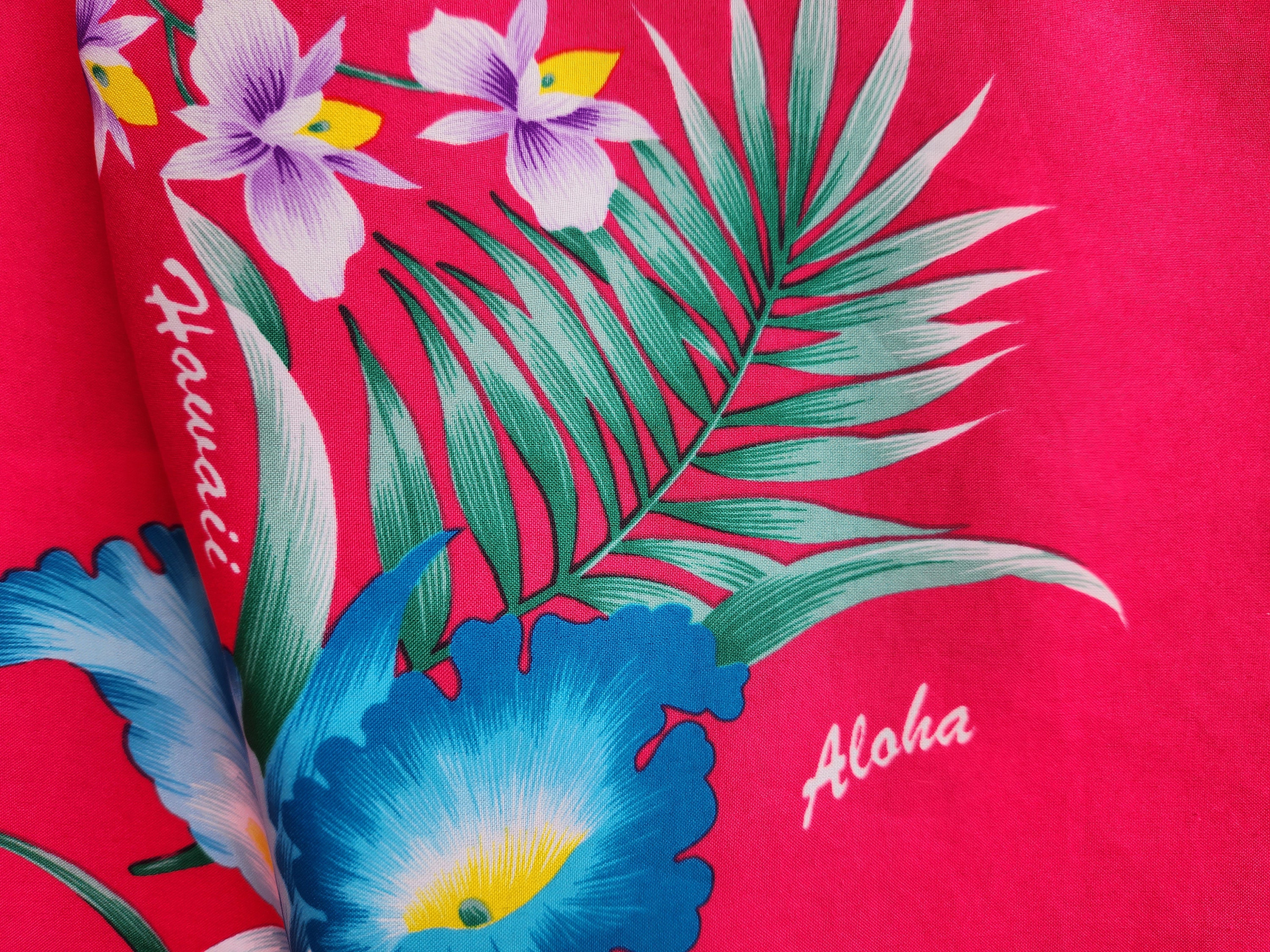 Discover Camisa Hawaiana Rosa con Botones Unisex