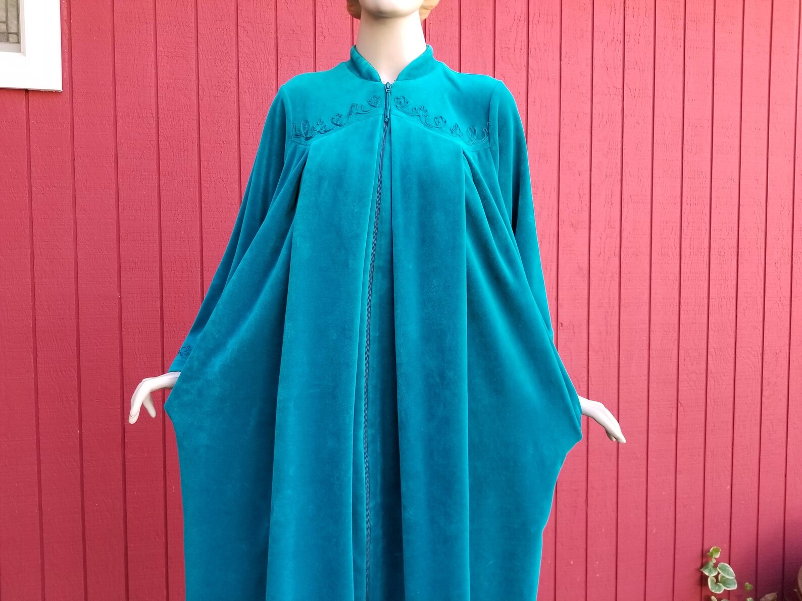 Vintage Velour Turquoise Robe by Cabernet Petites Embroidered Soft ...