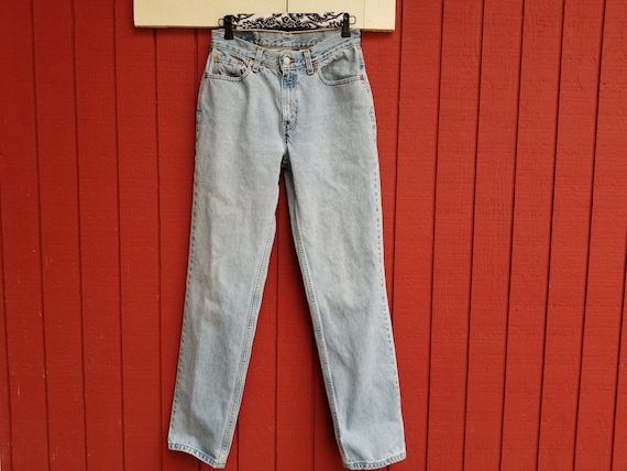 Vintage 1990s Levis 512 Slim Fit Straight Leg Jean