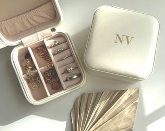 Personalized Jewelry Box, Bridesmaid Gift, Bride Gift, Jewelry Box, Travel Case, Bride, Travel Jewelry Box, Jewelry Case