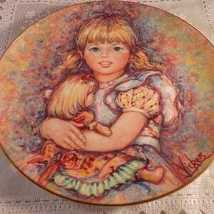 Wedgewood Bone China Collectible Plate By Mary Vickers&quot;CHERISH&quot;Blossoming of Suzanne&quot;