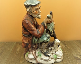 Vintage NORLEANS Old Englishman Bird Hunting Sitting with his Shotgun and Dog Figurine