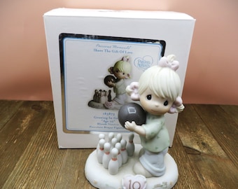 1996 Precious Moments #183873 "Growing In Grace" Girl Age 10 Figurine