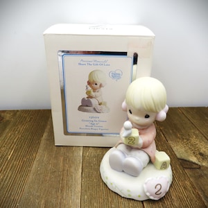 1994 Precious Moments Growing In Grace Blond Girl Figurine ~ Age 2 #136212