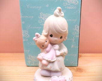 1994 Precious Moments Age 4 Birthday Figurine "Growing In Grace" Girl Doll 136239