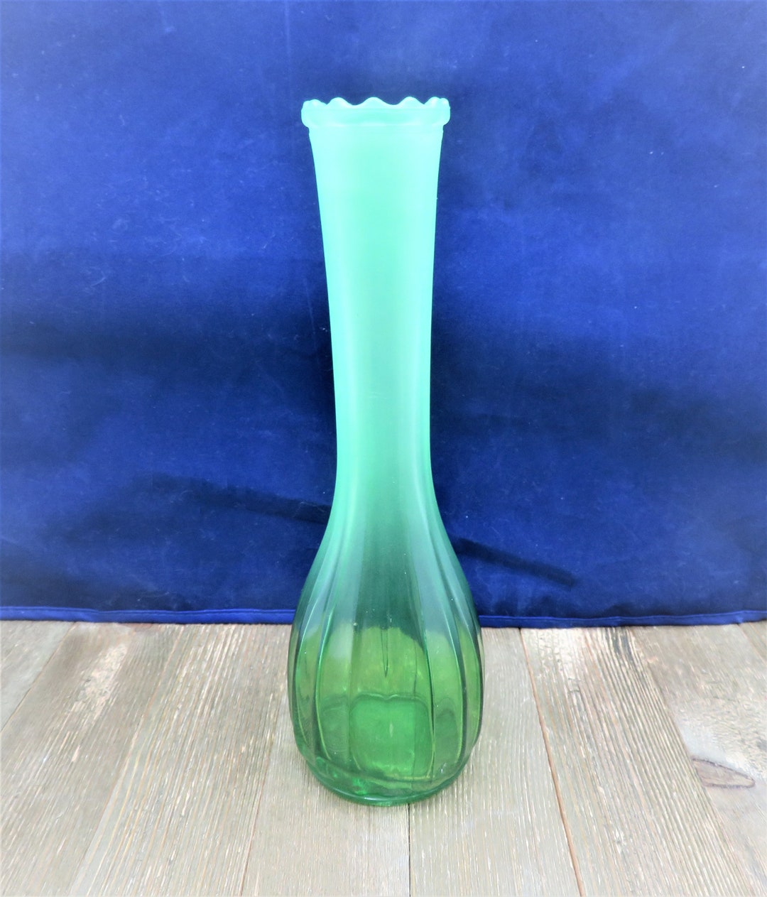 Green Glass Vase With Frosted Green Satin on Top With Scalloped Edge 8