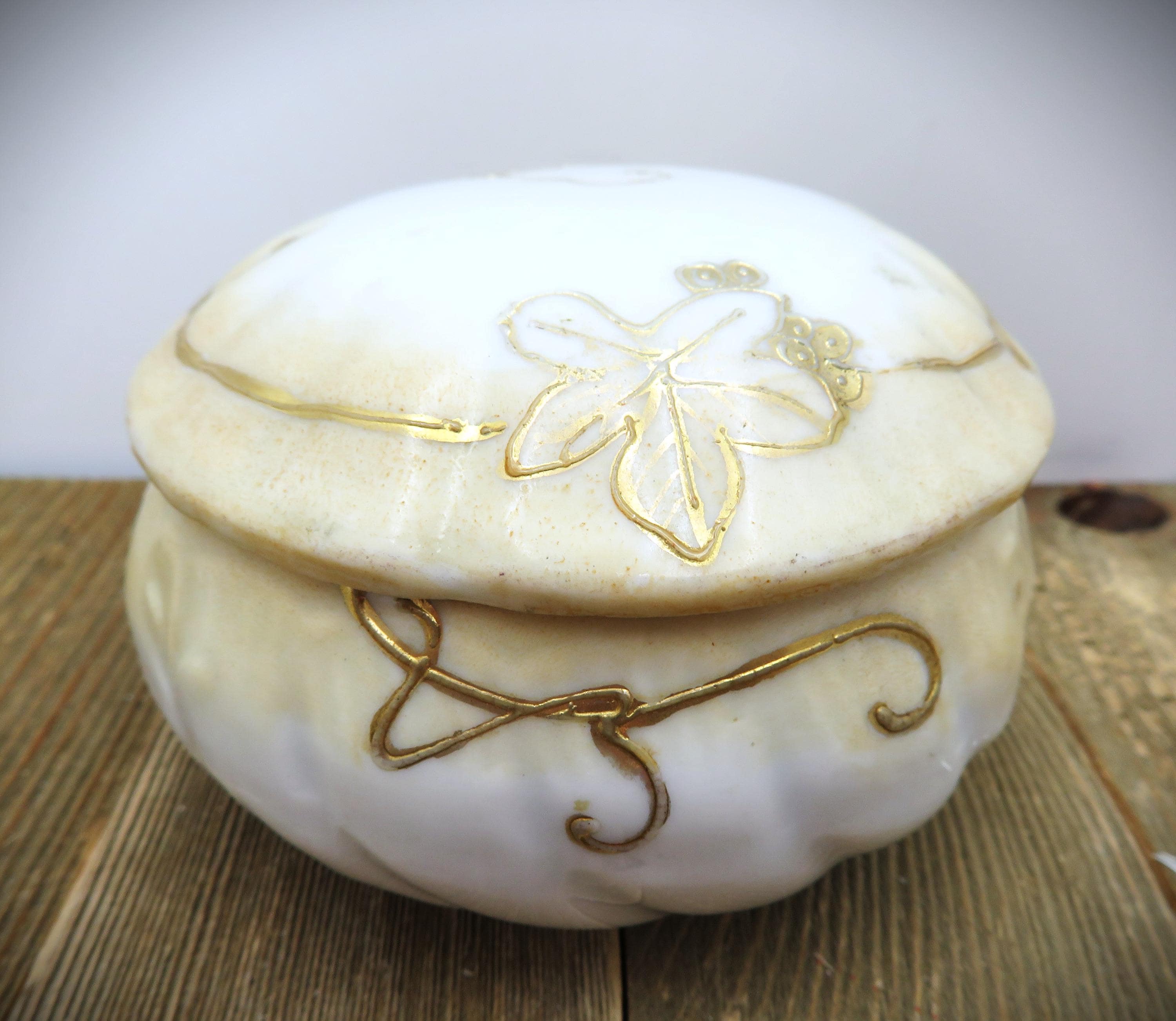 Antique Nippon Porcelain Vanity Powder Trinket Box White With Gold Accents
