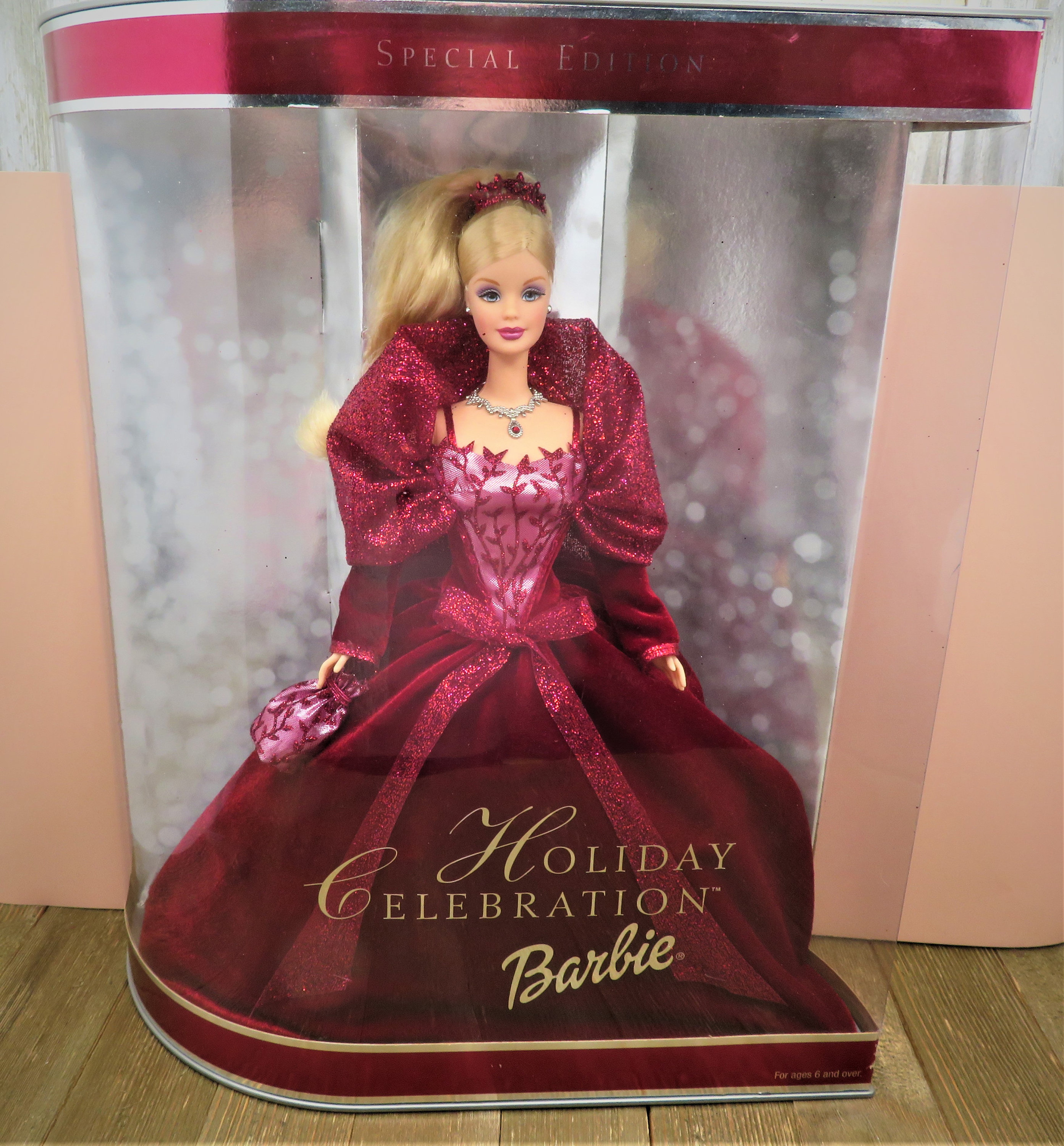 Holiday celebration cheap barbie 2002