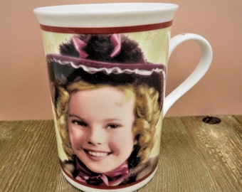 The Danbury Mint Twentieth Century Fox 2002 Shirley Temple Collector Mug "heidi" 1937