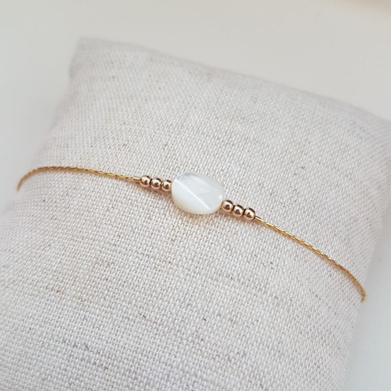 OVAL PEARL BRACELET W/NATURAL STONE GREY OVAL PEARL BRACELET W/NATURAL STONE GREY