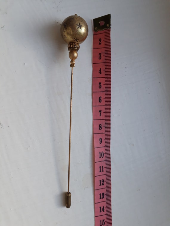 Stickpin or hatpin, brass, art nouveau style with… - image 8