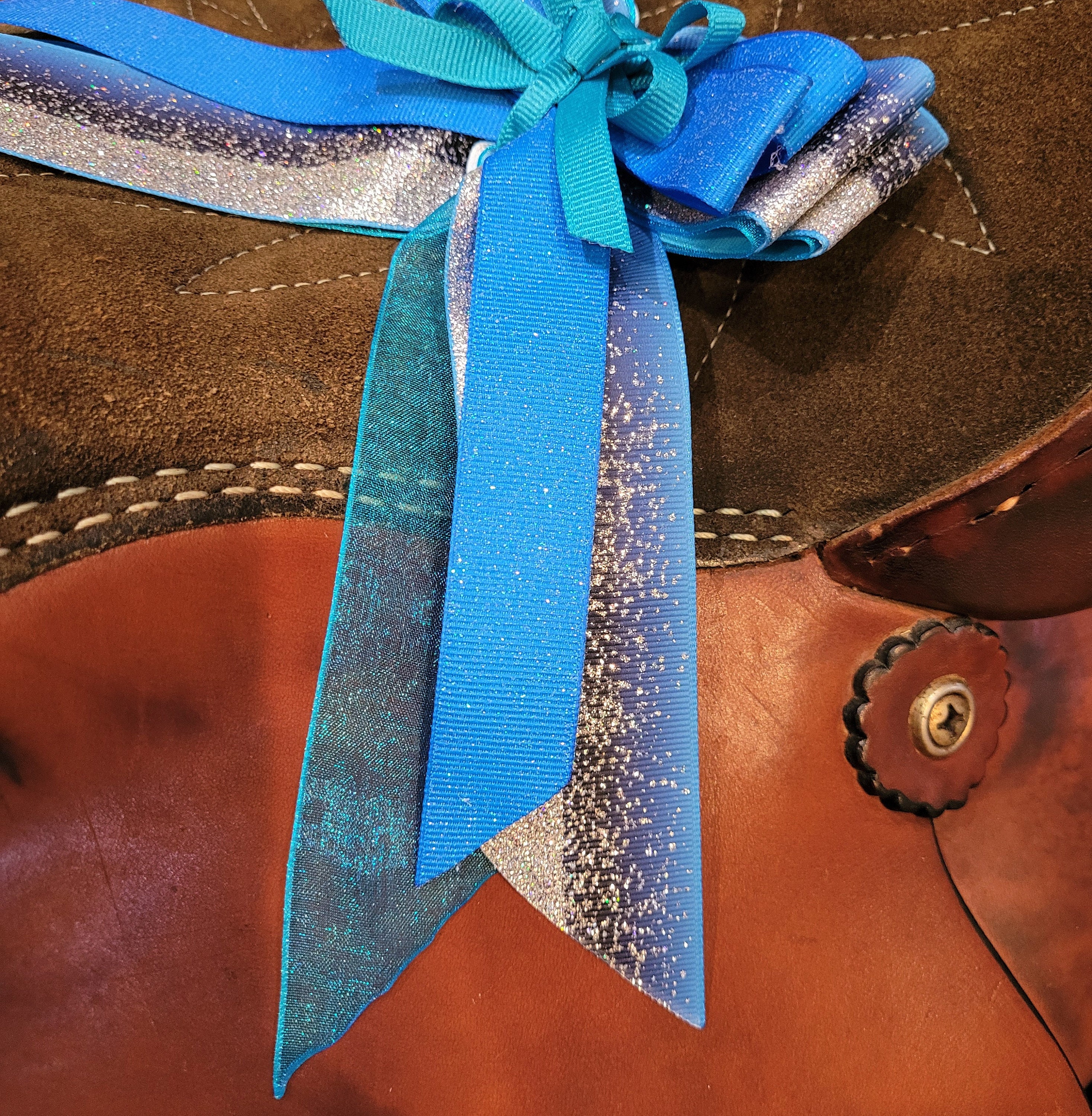 Navy & Red - Horse Show Hair Ribbons for Girls (Modern Snaffle-Bit Style)