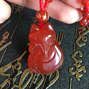 Free shipping AAA grade natural carnelian Fox ward off evil charm health necklace pendant