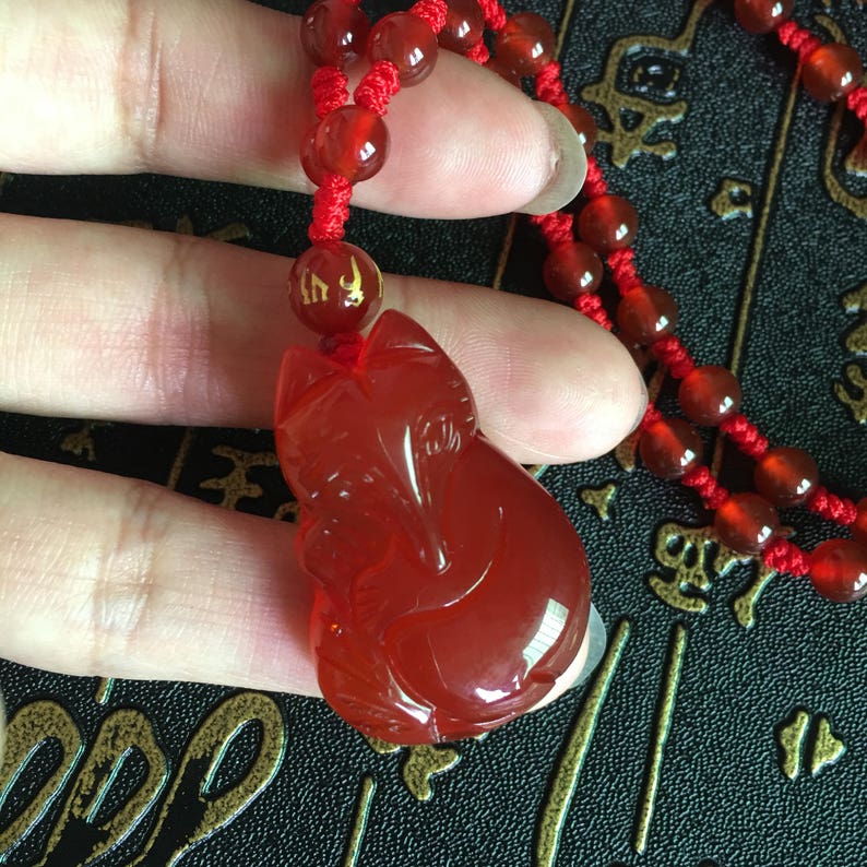 Free shipping AAA grade natural carnelian Fox ward off evil charm health necklace pendant