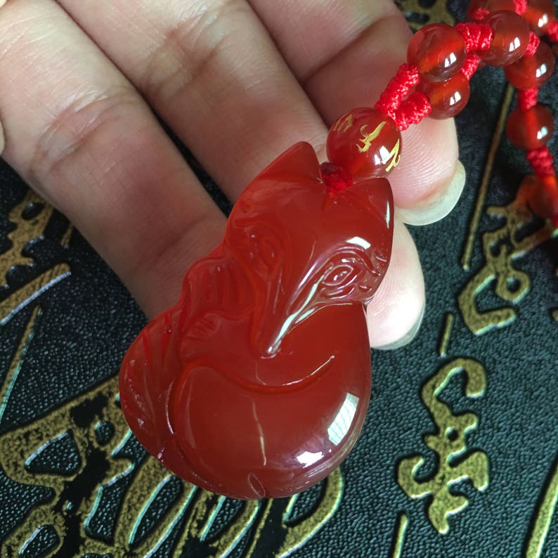 Free shipping AAA grade natural carnelian Fox ward off evil charm health necklace pendant