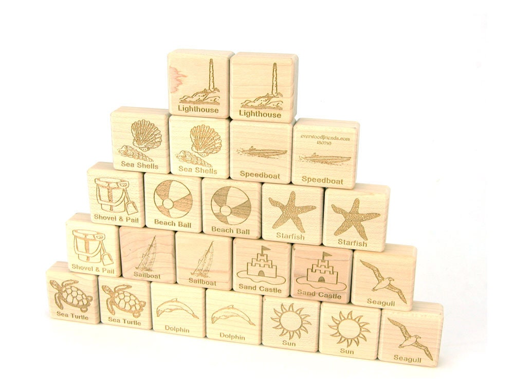 beach game with wooden blocks