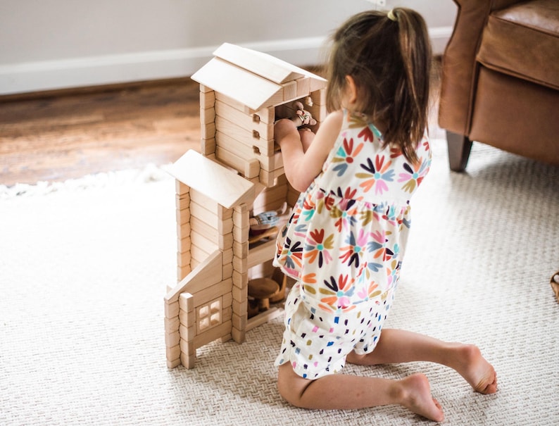 Buildable Dollhouse Interlocking Notch Blocks | Solid Hard Maple 1:12 Scale Premium Natural Play Set by Everwood Friends made in Minnesota bild 13