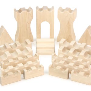 Castle Building 18 piece Blocks Set | Solid Maple Wooden Fortress Playset Unit Blocks for Toddlers and Kids Creative Open Ended Play