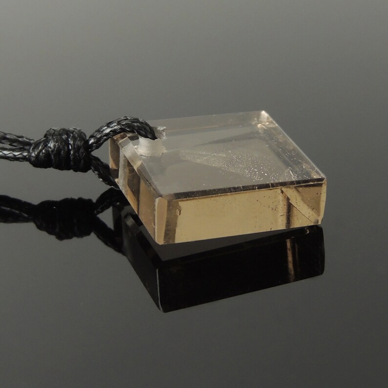 Modern Smoky Quartz Diamond Shaped Pendant Necklace Root Chakra Healing Grounding Energy Essential Jewelry for Sense of Security and Support