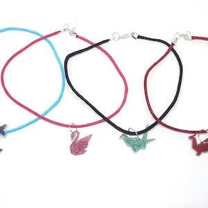 Japanse Origami Choker Ketting, Anime Dragon koord, Betta Vis Japanse ketting, Pink Swan choker, Good luck papier Kraan ketting, Friki