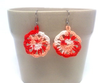 Red-orange-white floral crochet earrings. Andalucia flamenco style. Hand knitted jewellery. Acrylic hoop. Gypsy earrings. Textil jewellery