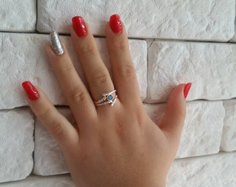 Anillo de plata de ley con ópalo azul: anillo apilable de piedras preciosas hecho a mano