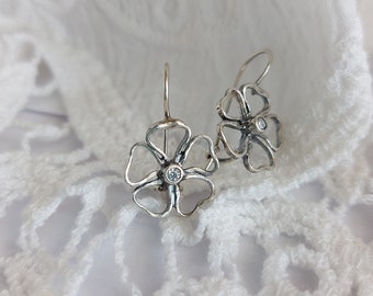 Flower Earrings, Sterling silver, Floral earrings, Bridal jewelry, Mother's day gift