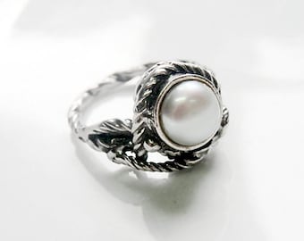 Silver pearl ring, Pearl engagement ring, June birthstone ring, Mother's day gift, Anniversary gift